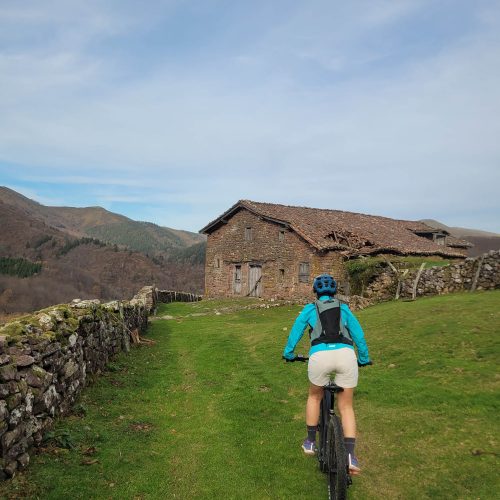 mendi-gaiak-Pays Basque (VTT électrique)-1